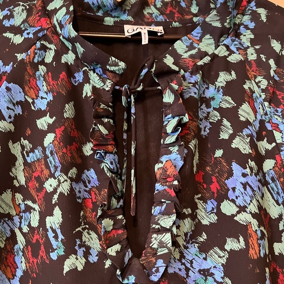 Ganni Printed Light Crepe Ruffle V-Neck Raglan Dress in Meadow Azure Blue 34 - Picture 9 of 16